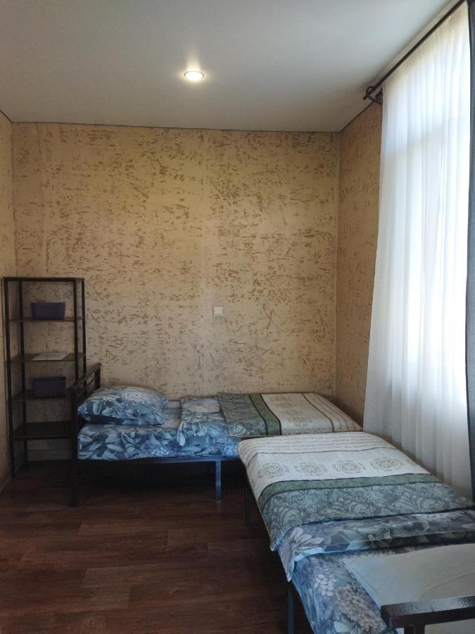 Готель Гостевой дом Ксения Сухумі Екстер'єр фото
